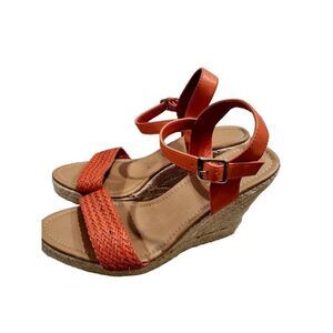 BCBGeneration Wedge Sandal size 9.5